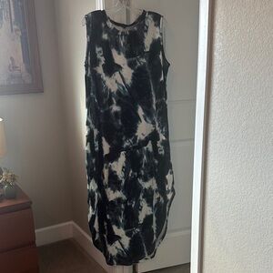 Amazon Black and White Tie-Dye Maxi Dress